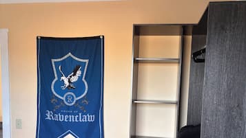 2 soveværelser, skrivebord, gratis Wi-Fi, sengetøj