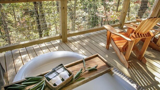 Tent, Pets Allowed, Mountain View | Terrace/patio - Tuxedo Falls (Zirconia)