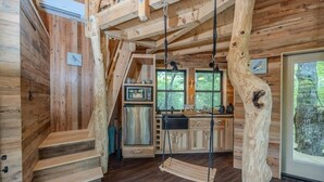 Tree House, Mountain View, Mountainside | Private kitchen | Mini-fridge, microwave, coffee grinder, toaster oven - Tuxedo Falls (Zirconia)