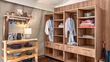 豪華帳棚, 山景 | 筆電工作空間、免費無線上網、床單