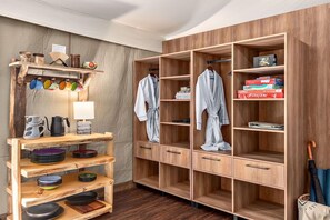 豪華帳棚, 山景 | 筆電工作空間、免費無線上網、床單