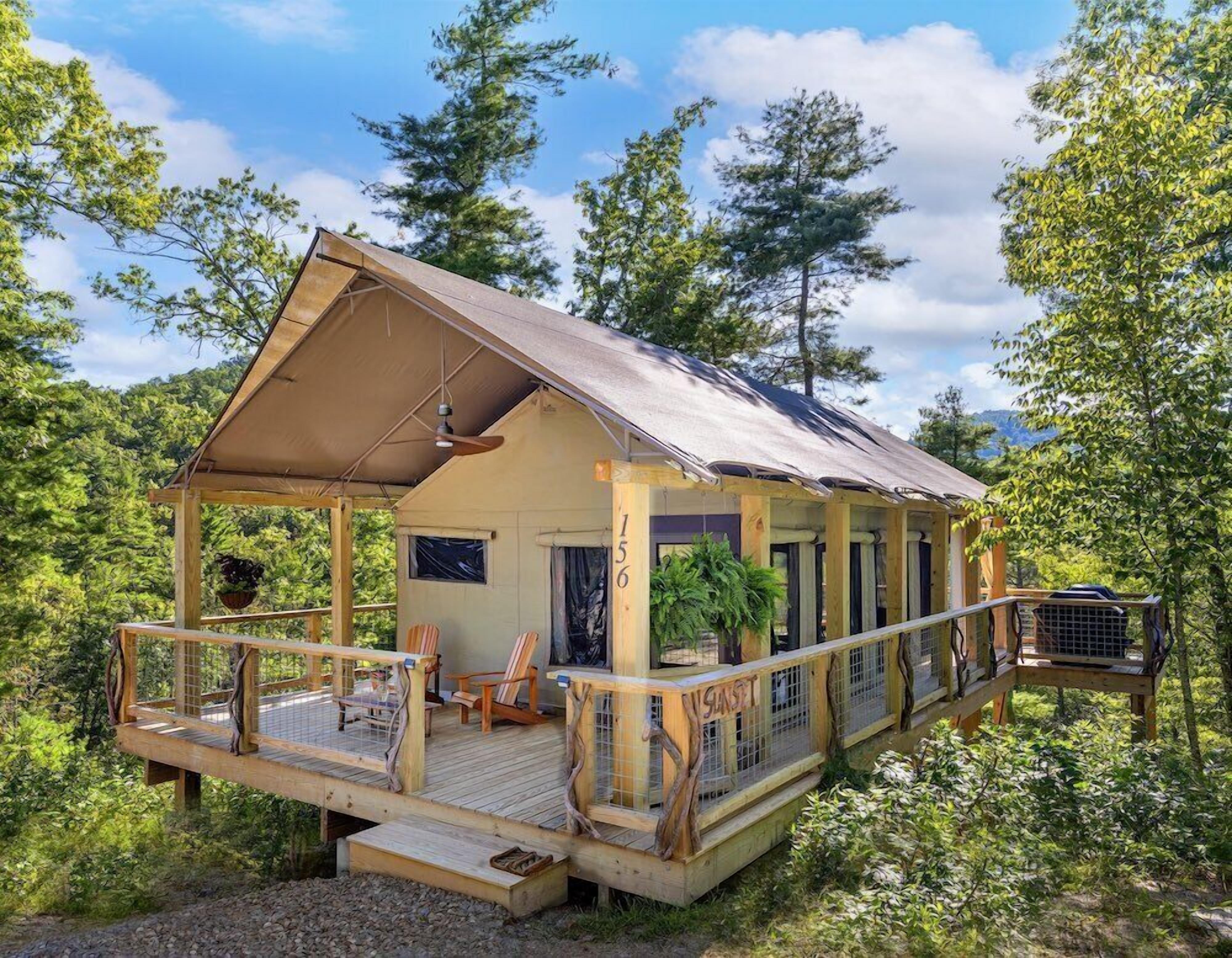 Tent, 1 King Bed with Sofa bed, Mountain View