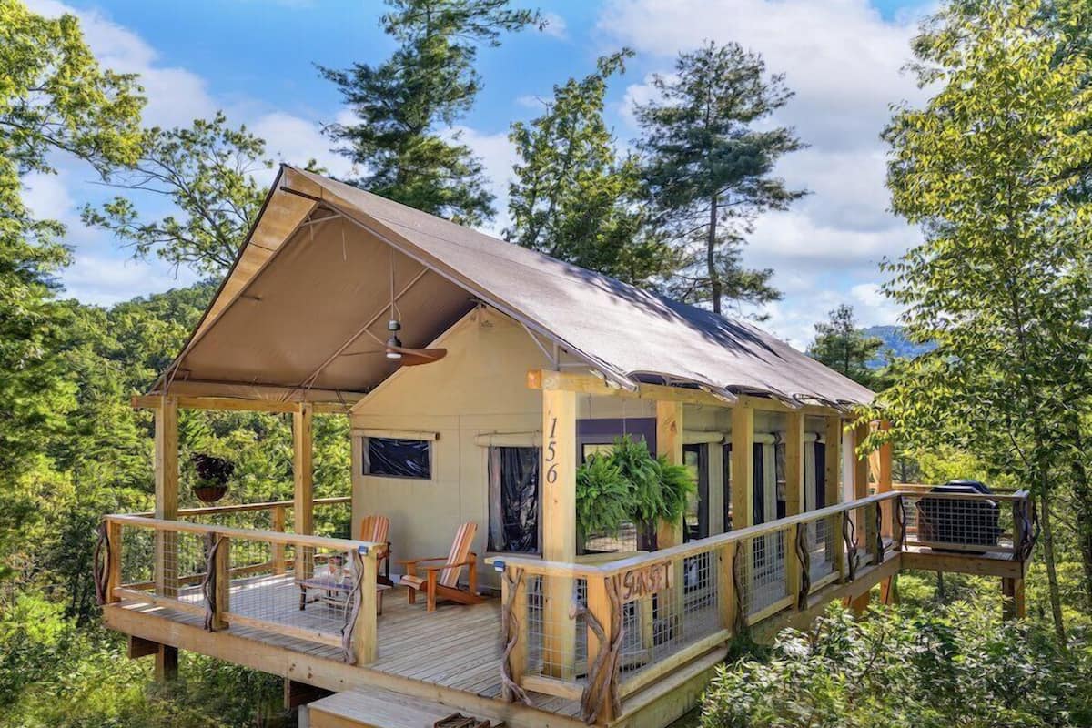 Tent, 1 King Bed with Sofa bed, Mountain View | Premium bedding, laptop workspace, WiFi (free), bed sheets