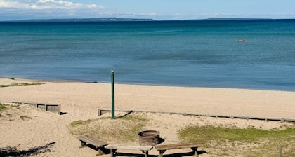 Lake Cottage at Beachcomber of Mackinaw
