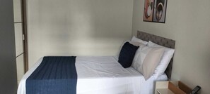 1 bedroom, iron/ironing board, free WiFi - Studio Centro - Estadia Longa (Foz do Iguaçu)