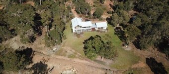 Hundred Acre Woodland Retreat - Nestled on 100 acres of serene land - Metricup