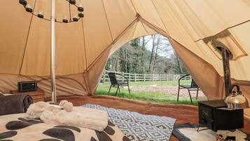 1 bedroom, individually decorated, individually furnished, free WiFi