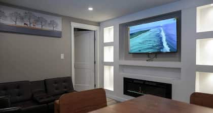 Elegant Family Suite by Stadium, Airport, Shopping