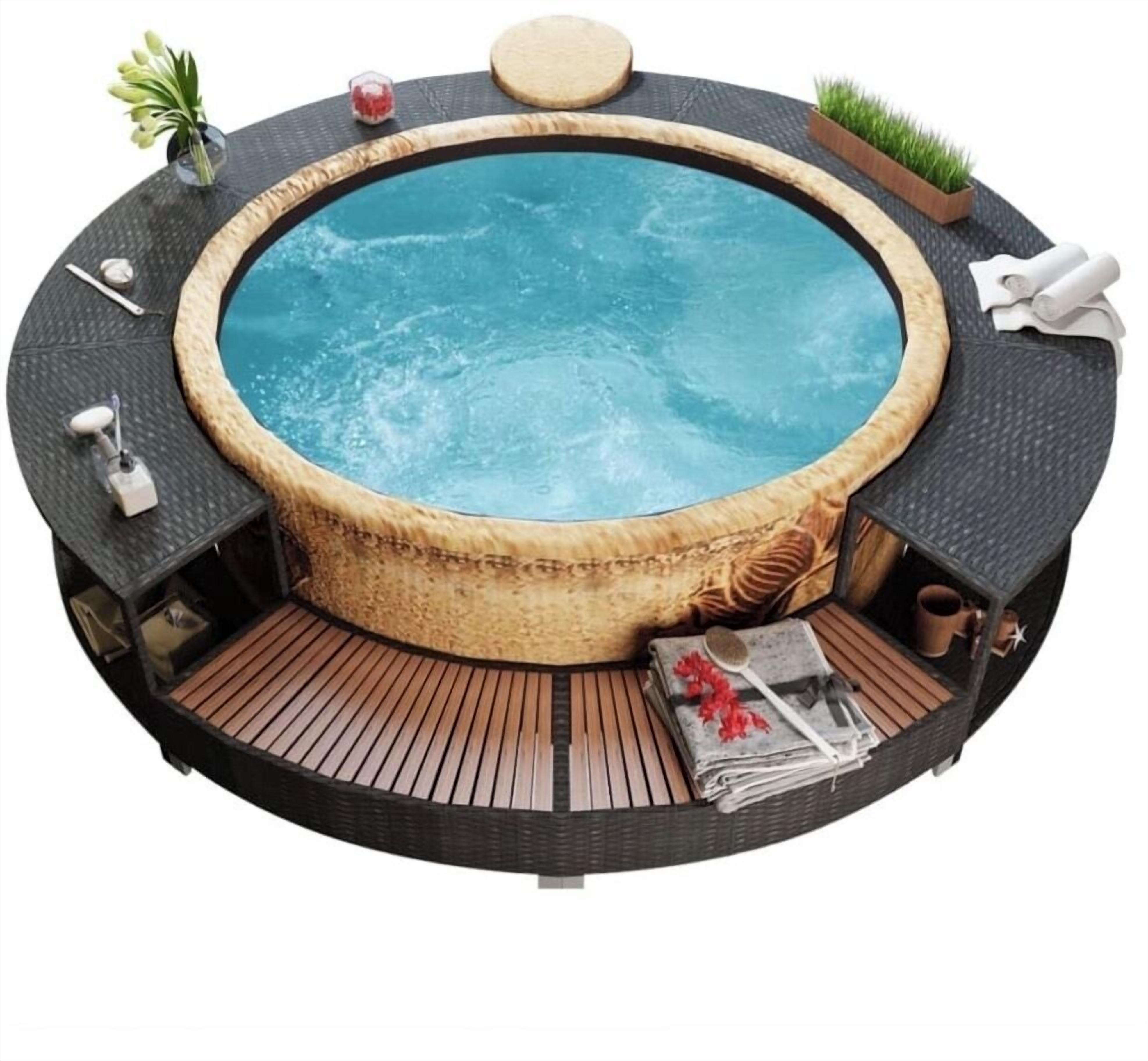 Un bain à remous avec une terrasse en bois, une petite table et une chaise.
