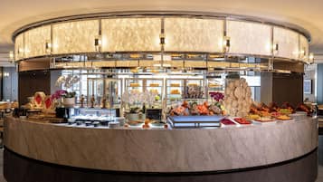 Daily buffet breakfast for a fee