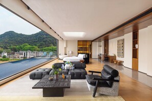 Suite – premier (Sky View, Outdoor Private Pool) | Sengetøy av topp kvalitet, dundyner og memory foam-senger