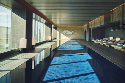 Piscine intérieure