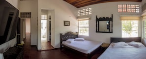 5 bedrooms, WiFi, bed sheets