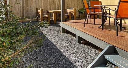 Town & Tide, Cowes Central