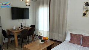 1 Schlafzimmer, Bügeleisen/Bügelbrett, kostenloses WLAN, Bettwäsche