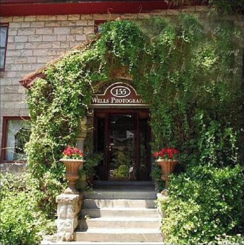 Chic 1-bedroom apartment in Washington Park neighborhood