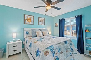 6 bedrooms, iron/ironing board, WiFi, bed sheets - Group Escape, Book 3 Condos Near Beach & Hangout! (Gulf Shores)