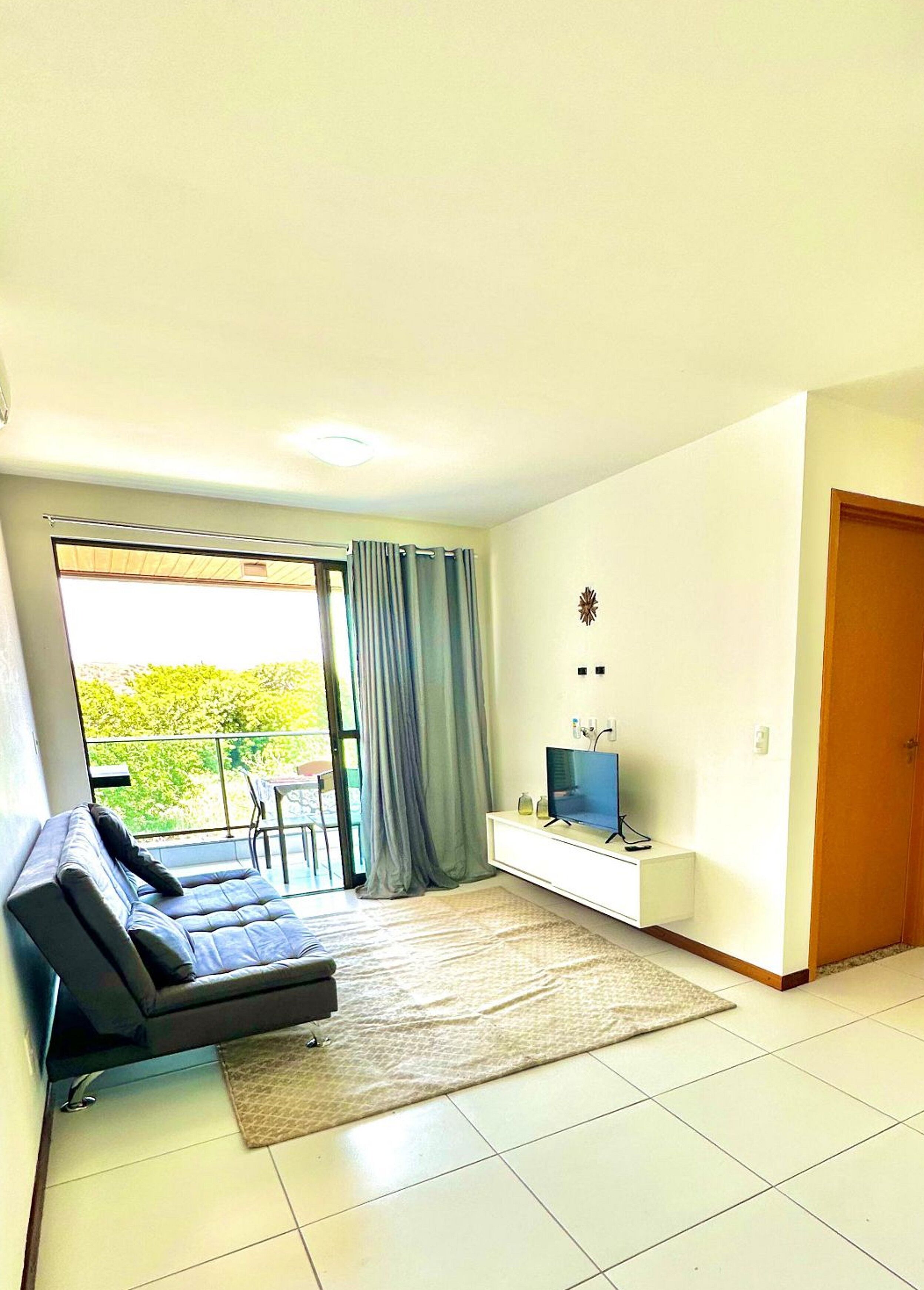 Huoneisto | Oleskelualue | Taulutelevisio