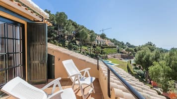 Vila | Balkon