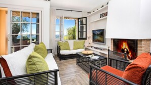 Villa | Living room - Villa With Panoramic Views of the sea (Palafrugell)
