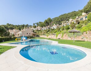 Villa | Pool | Outdoor pool - Villa With Panoramic Views of the sea (Palafrugell)