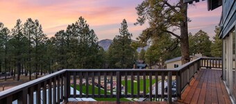 The Big Deck Mtn views Golf - Pickleball - Arcade - Hot Tub