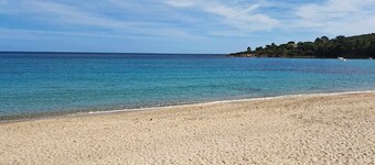 South Corsica, 150 m walk to beach, swimming pool, tennis, hiking, activities