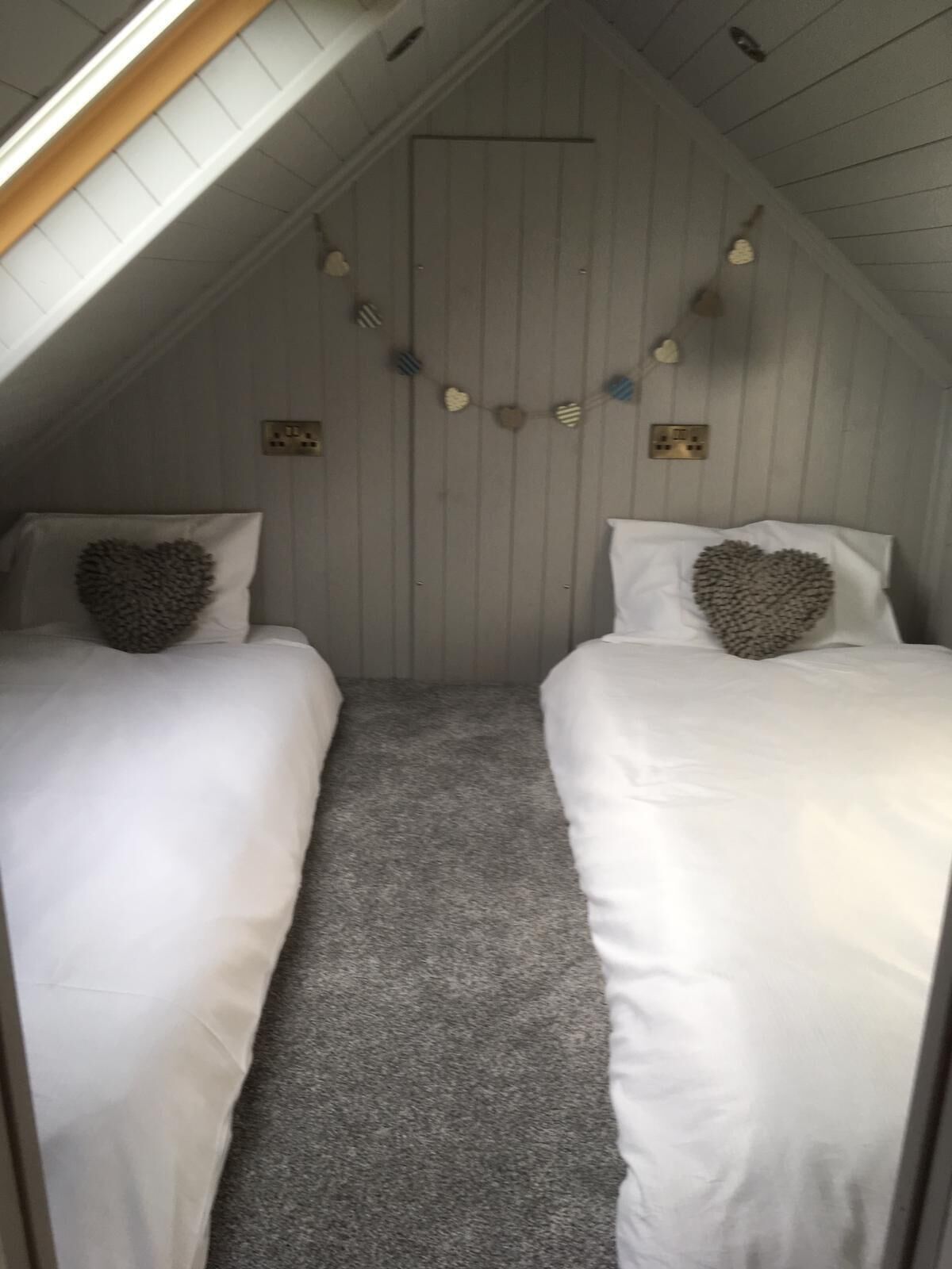 2 bedrooms, iron/ironing board, travel cot, WiFi