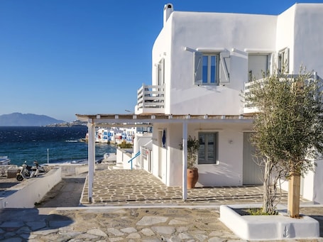 House, 2 Bedrooms, Balcony, Sea View | 2 bedrooms, free WiFi