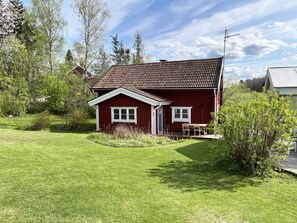 Exterior - Cozy accommodation close to the lake in Julita | SE14029 (Julita)