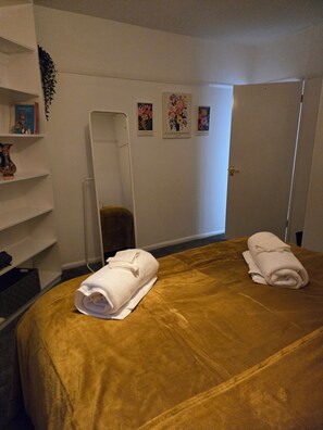 3 chambres, fer et planche Ă repasser, lit parapluie, Wi-Fi gratuit