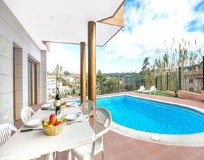Villa | Piscine | Piscine couverte, piscine extérieure