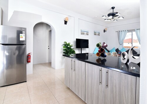 Charming 2-bedroom villa in delightful , tranquil Black Bay ,Vieux Fort