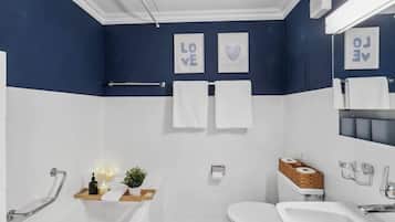 Shower, free toiletries, hair dryer, towels