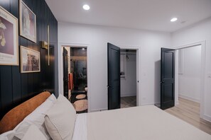 3 chambres, bureau, fer et planche à repasser, Wi-Fi gratuit