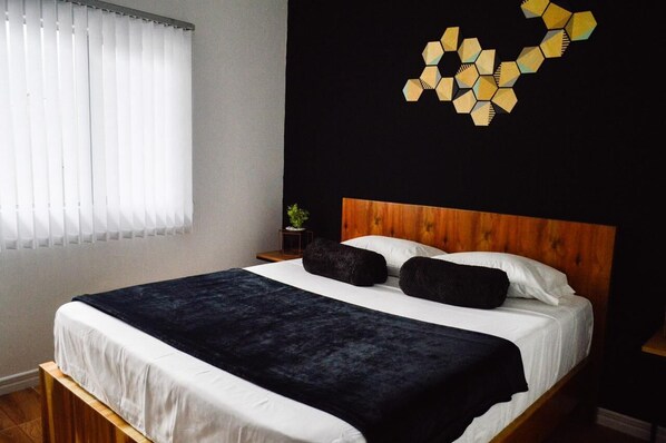 Deluxe Room, Courtyard View - Three House Hostel Boutique (Filandia)