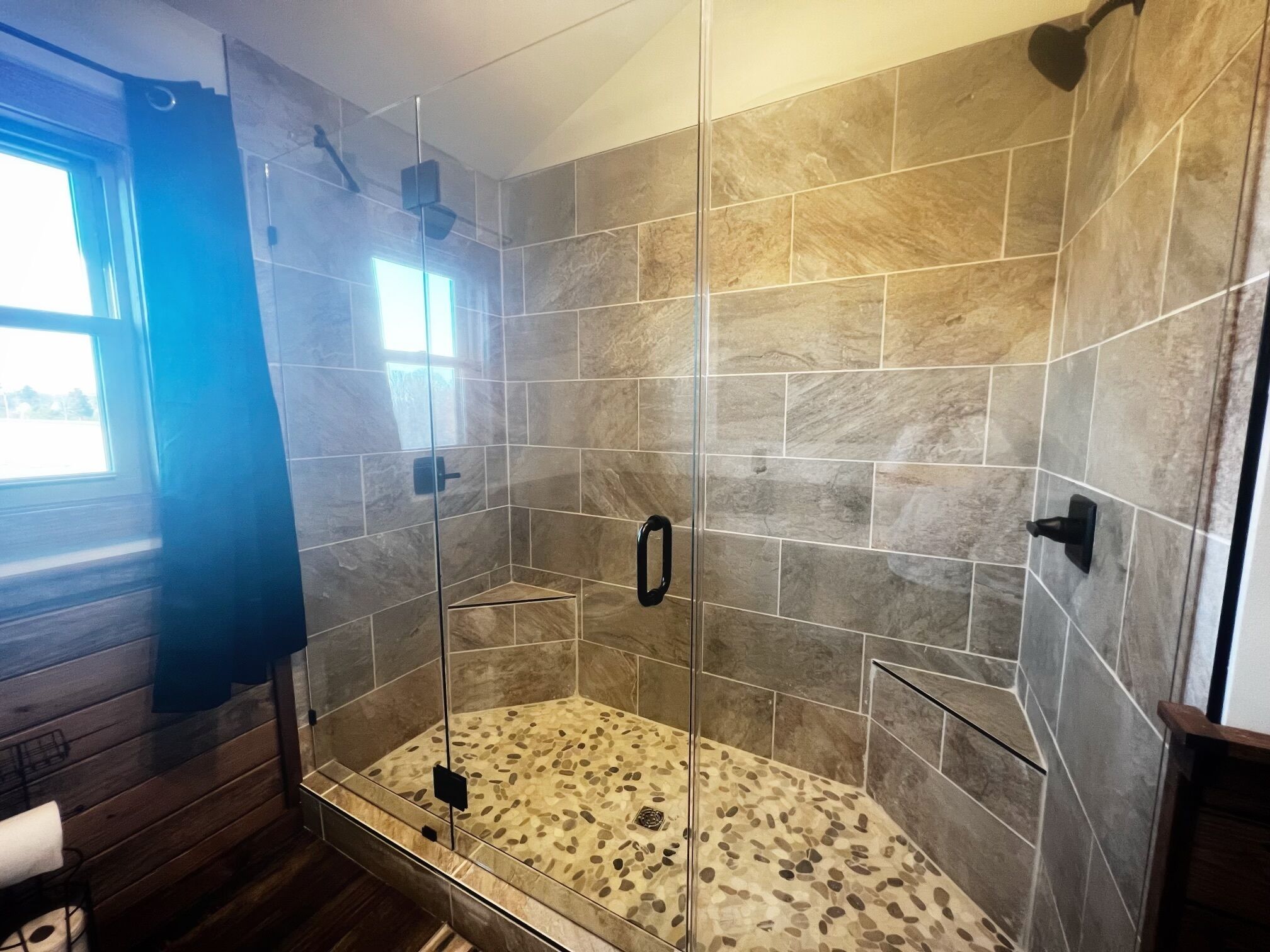 Shower, hair dryer, towels, toilet paper