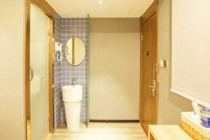 Bathroom - Ripple Yun Hotel (Shanghai Xinqiao Xinjia Plaza) (Shanghai)