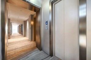 星評価なしの画像、4 / 6、ボタン