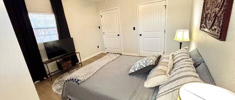 1 bedroom, free WiFi, bed sheets