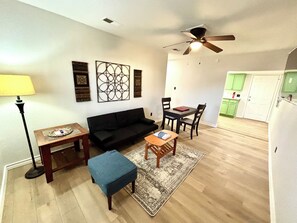 Smart TV - Casita Del Sol (Big Spring)