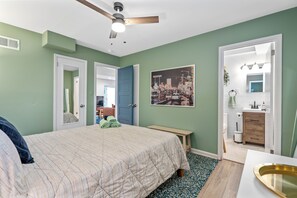 1 bedroom, iron/ironing board, WiFi, bed sheets - Modern 1BR Retreat Perfect for Long Term Stays (Atlanta)