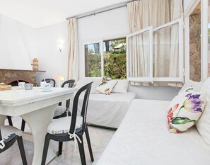 Apartment | Living room