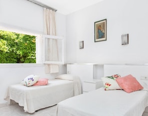Room - Apartment in Llafranc Near Sandy Beach (Palafrugell)