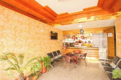 Lianyungang Military Music Hotel (Lianyungang High-speed Railway Station Square Store)