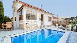 Unclassified image, 5 of 40, button - Cozy Villa for 10 Persons (Blanes)
