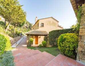 Villa | View from property - Villa in Llafranc With Sea Views & Pool (Palafrugell)