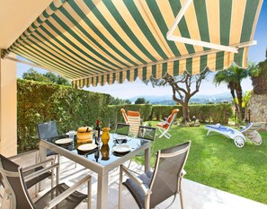 Villa | Balcony - Villa in Llafranc With Sea Views & Pool (Palafrugell)