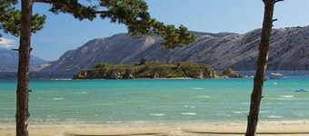 Apartment in Kampor near Sandy Beach
