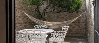 [NEW!] Renovated house in Santa Elena - near the US embassy!